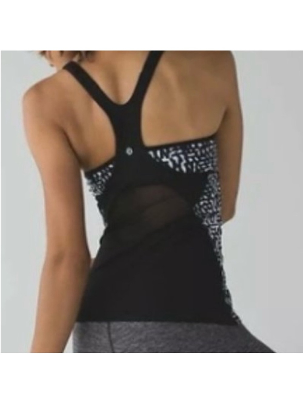 Lululemon Net Pop Cross back Black Tank Top Size 12